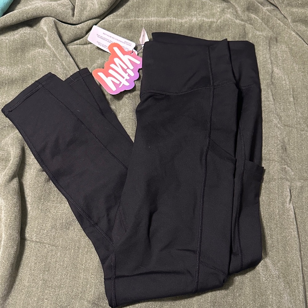 Yitty by Fabletics leggings